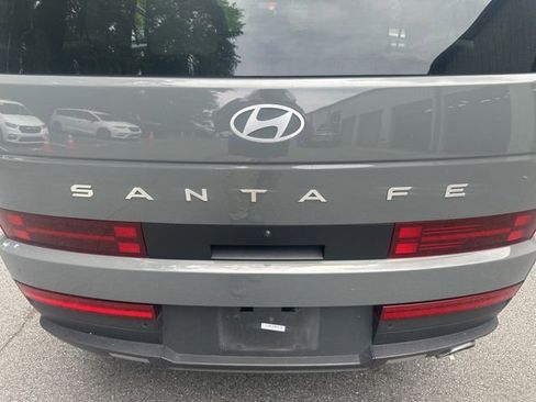 Used 2024 Hyundai Santa Fe SEL FWD image 17