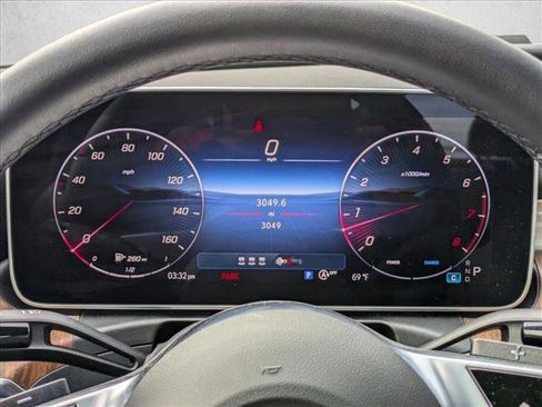 Certified 2025 Mercedes-Benz C 300 Sedan image 11