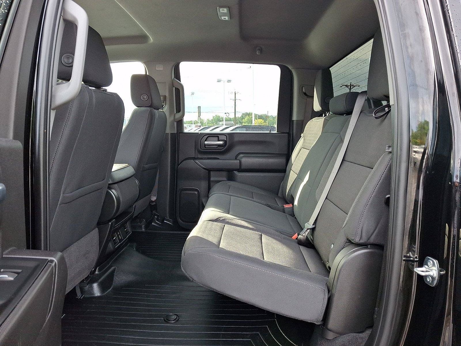 Used 2025 Chevrolet Silverado 2500 Custom w/ Custom Value Package AWD/4WD image 10