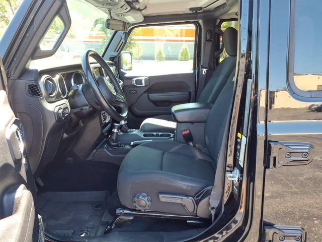 Used 2022 Jeep Gladiator Sport AWD/4WD image 12