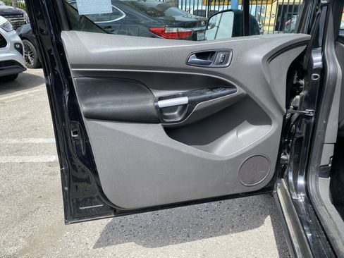 Used 2019 Ford Transit Connect XLT FWD image 14