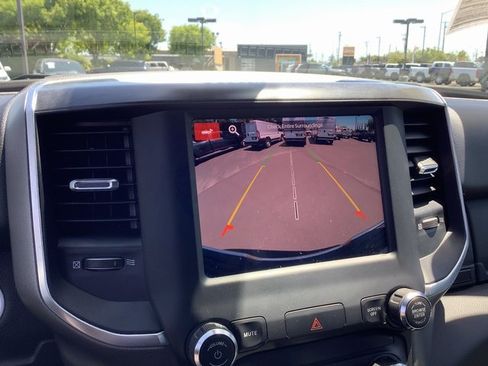 Used 2024 RAM 2500 Big Horn w/ Bed Utility Group image 18