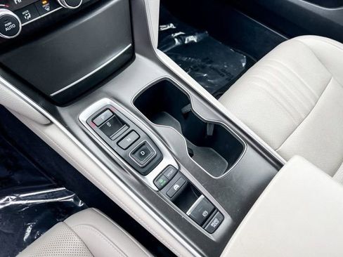 Used 2022 Honda Accord Touring image 18