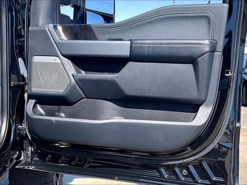 Used 2024 Ford F250 Lariat w/ Lariat Ultimate Package image 23