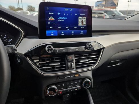 Used 2022 Ford Escape SE w/ Convenience Package image 22