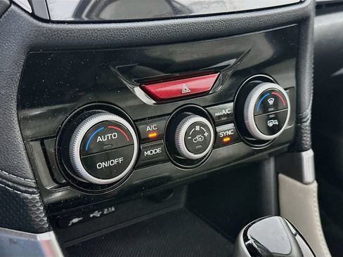 Used 2021 Subaru Forester Limited w/ Popular Package #3 AWD/4WD image 18