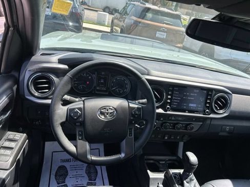 Used 2021 Toyota Tacoma TRD Pro AWD/4WD image 28