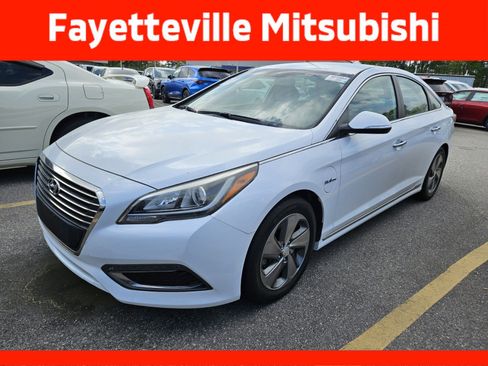 Used 2017 Hyundai Sonata Plug-In Hybrid image 7