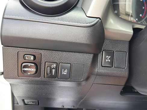 Used 2017 Toyota RAV4 LE w/ All Weather Liner Package AWD/4WD image 25