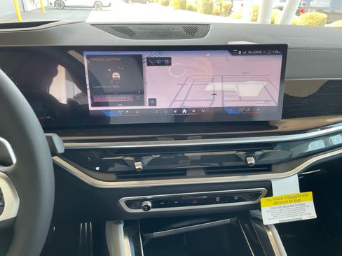 New 2026 BMW X6 xDrive40i w/ Climate Comfort Package image 12