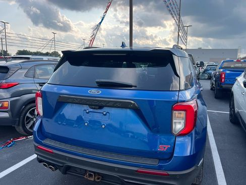 Used 2020 Ford Explorer ST w/ ST Street Pack AWD/4WD image 4