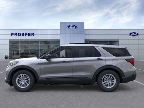 New 2026 Ford Explorer Active w/ Active Comfort Package image 3