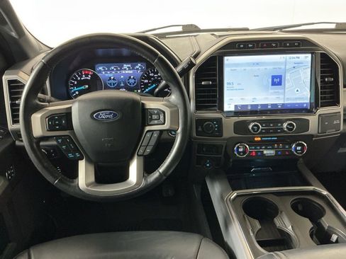 Used 2022 Ford F250 Platinum image 8