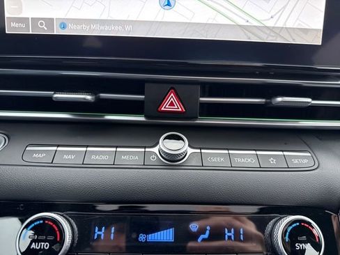 Certified 2025 Hyundai Elantra SEL w/ Cargo Package image 9