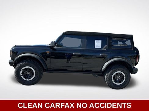 Used 2024 Ford Bronco Badlands w/ Sasquatch Package AWD/4WD image 3