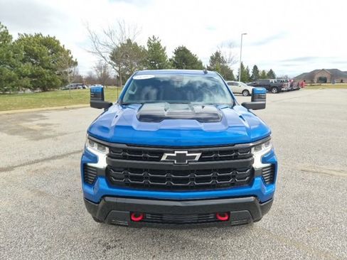 Used 2024 Chevrolet Silverado 1500 LT Trail Boss w/ Protection Package image 2