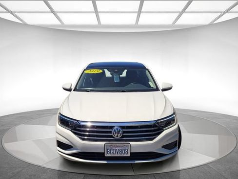 Used 2019 Volkswagen Jetta SEL FWD image 3