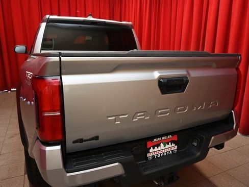 Used 2024 Toyota Tacoma TRD Off-Road image 6