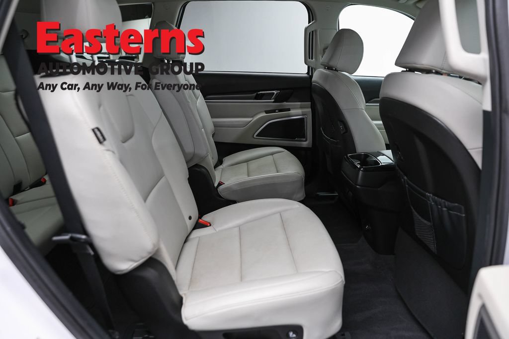 Used 2023 Kia Telluride S FWD image 25