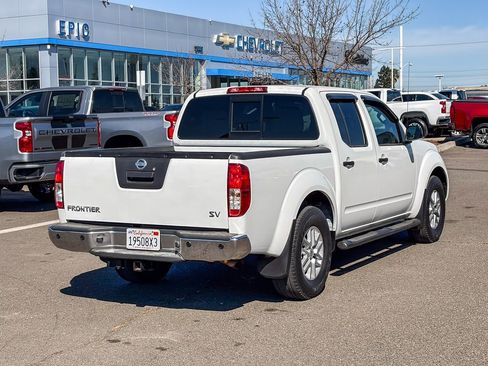 Used 2016 Nissan Frontier SV w/ SV Value Truck Package image 4
