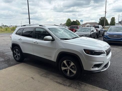 Used 2019 Jeep Cherokee Limited AWD/4WD image 8