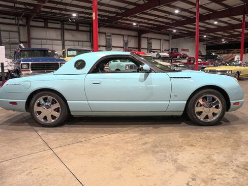 Used 2003 Ford Thunderbird RWD image 39