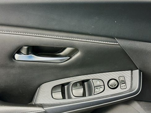 Used 2024 Nissan Sentra SV image 15