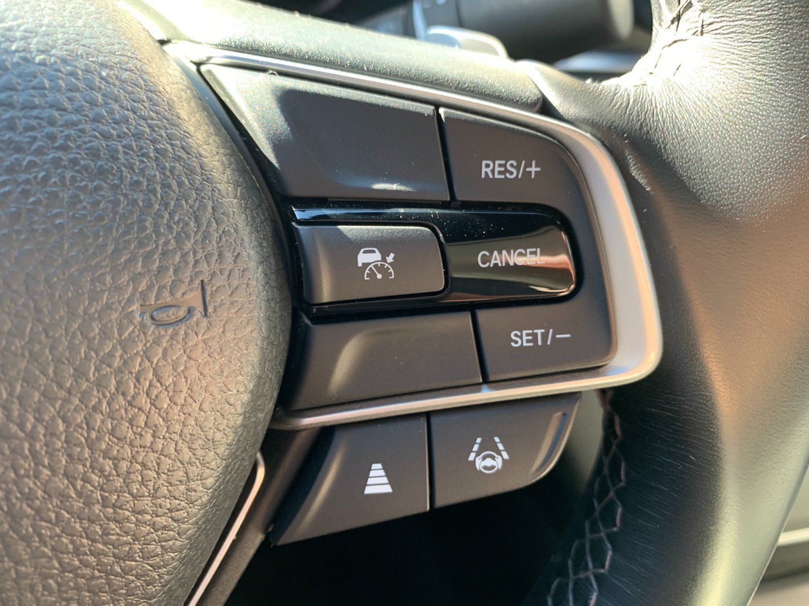 Used 2022 Honda Accord Sport image 15