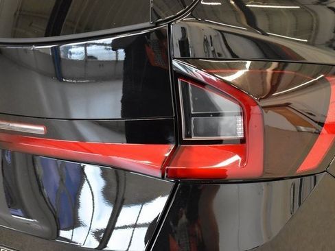 Used 2026 BMW X1 xDrive28i w/ Convenience Package image 12