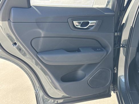 New 2026 Volvo XC60 B5 Plus w/ Climate Package AWD/4WD image 16