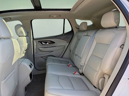 Used 2020 GMC Terrain Denali w/ Denali Premium Package FWD image 13