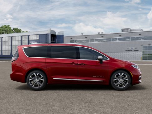 New 2026 Chrysler Pacifica Pinnacle FWD image 34