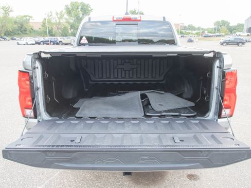 Used 2023 Chevrolet Colorado Z71 w/ Z71 Convenience Package 2 AWD/4WD image 17