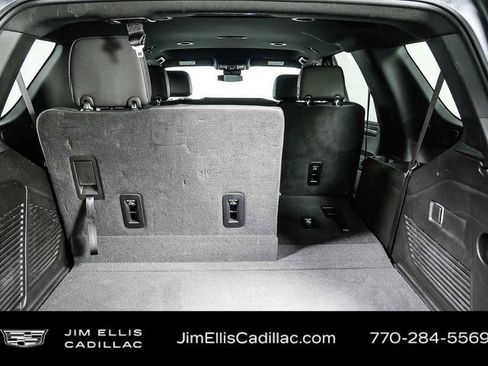 Used 2025 Chevrolet Tahoe LT image 32