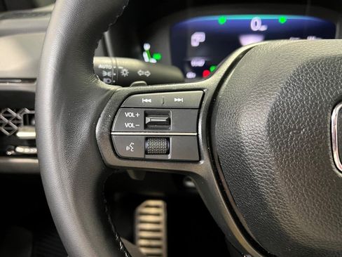 Used 2024 Honda Accord Sport image 34