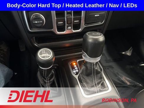 Used 2020 Jeep Wrangler Unlimited Sahara AWD/4WD image 33