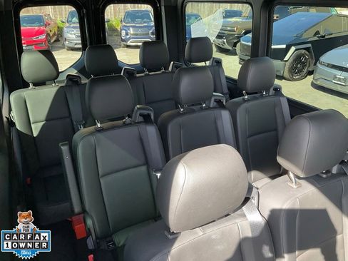 Used 2024 Mercedes-Benz Sprinter 2500 image 36