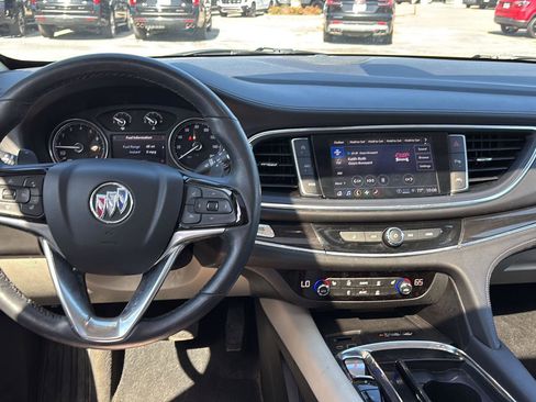 Used 2023 Buick Enclave Essence w/ Experience Buick Package image 18