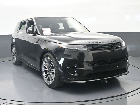 Used 2025 Land Rover Range Rover Sport Dynamic SE AWD/4WD image 9