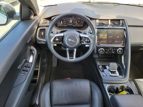 Used 2021 Jaguar E-PACE SE image 19