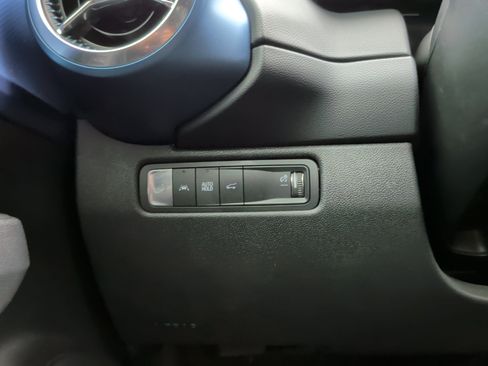 Used 2024 Chevrolet Equinox EV LT FWD image 27