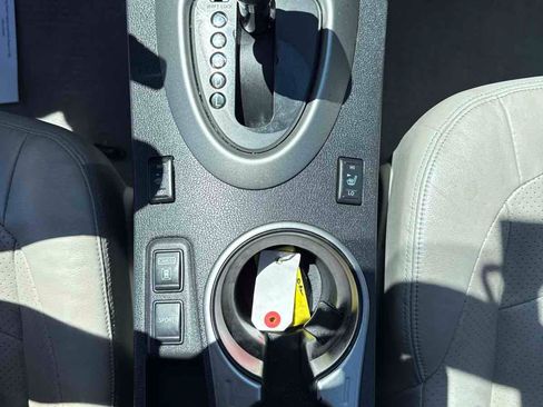 Used 2013 Nissan Rogue SL FWD image 29