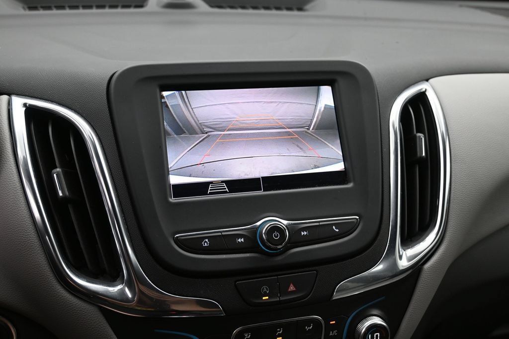 Used 2023 Chevrolet Equinox LT w/ Driver Convenience Package AWD/4WD image 14