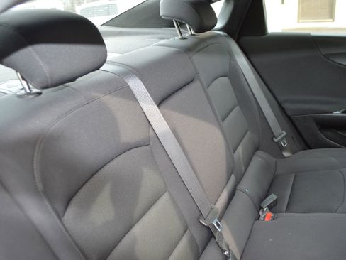 Used 2022 Chevrolet Malibu LT FWD image 21