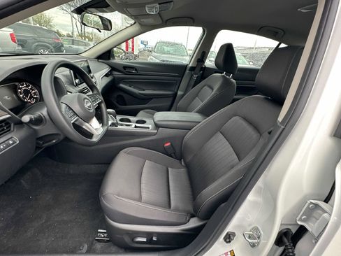 New 2026 Nissan Altima 2.5 SV FWD image 22