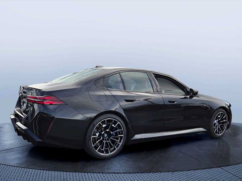 New 2027 BMW M5 w/ M Driver's Package AWD/4WD image 6