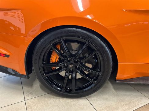 Used 2020 Ford Mustang Shelby GT500 w/ Technology Package image 13