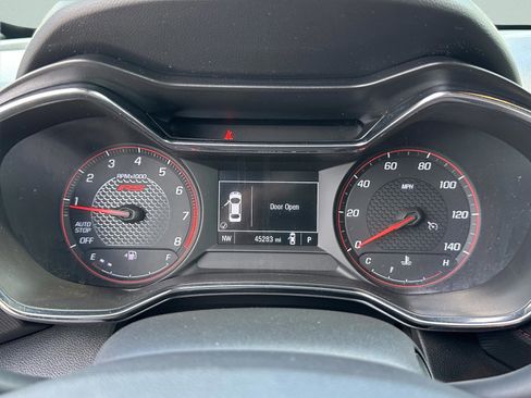 Used 2023 Chevrolet TrailBlazer RS w/ Convenience Package FWD image 31