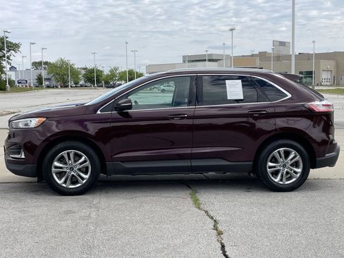 Used 2019 Ford Edge SEL w/ Equipment Group 201A AWD/4WD image 2