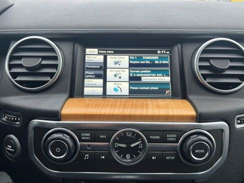 Used 2014 Land Rover LR4 HSE image 22